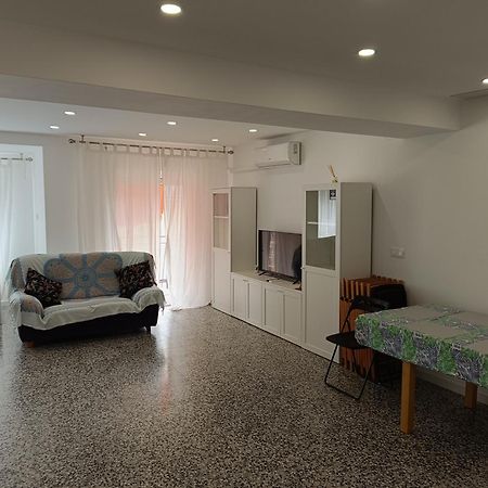 Flor De Loto Apartment Gandia Luaran gambar