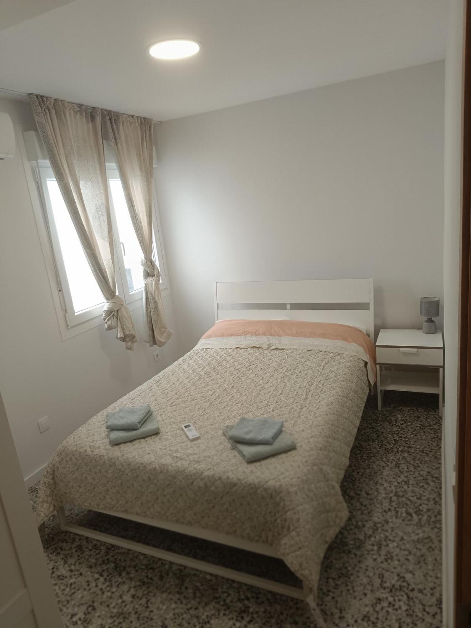 Flor De Loto Apartment Gandia Luaran gambar